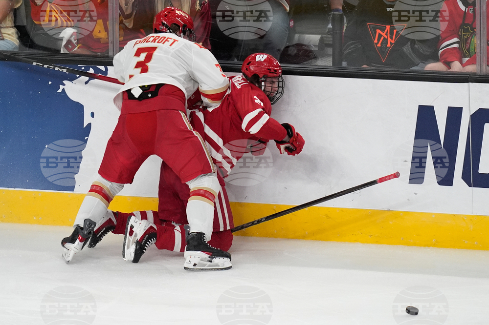 NCAA Denver Wisconsin Hockey