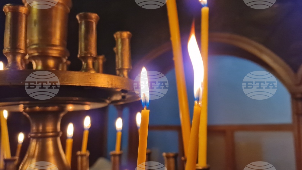 Пловдив - храм „Успение Богородично” - Възкресение Христово