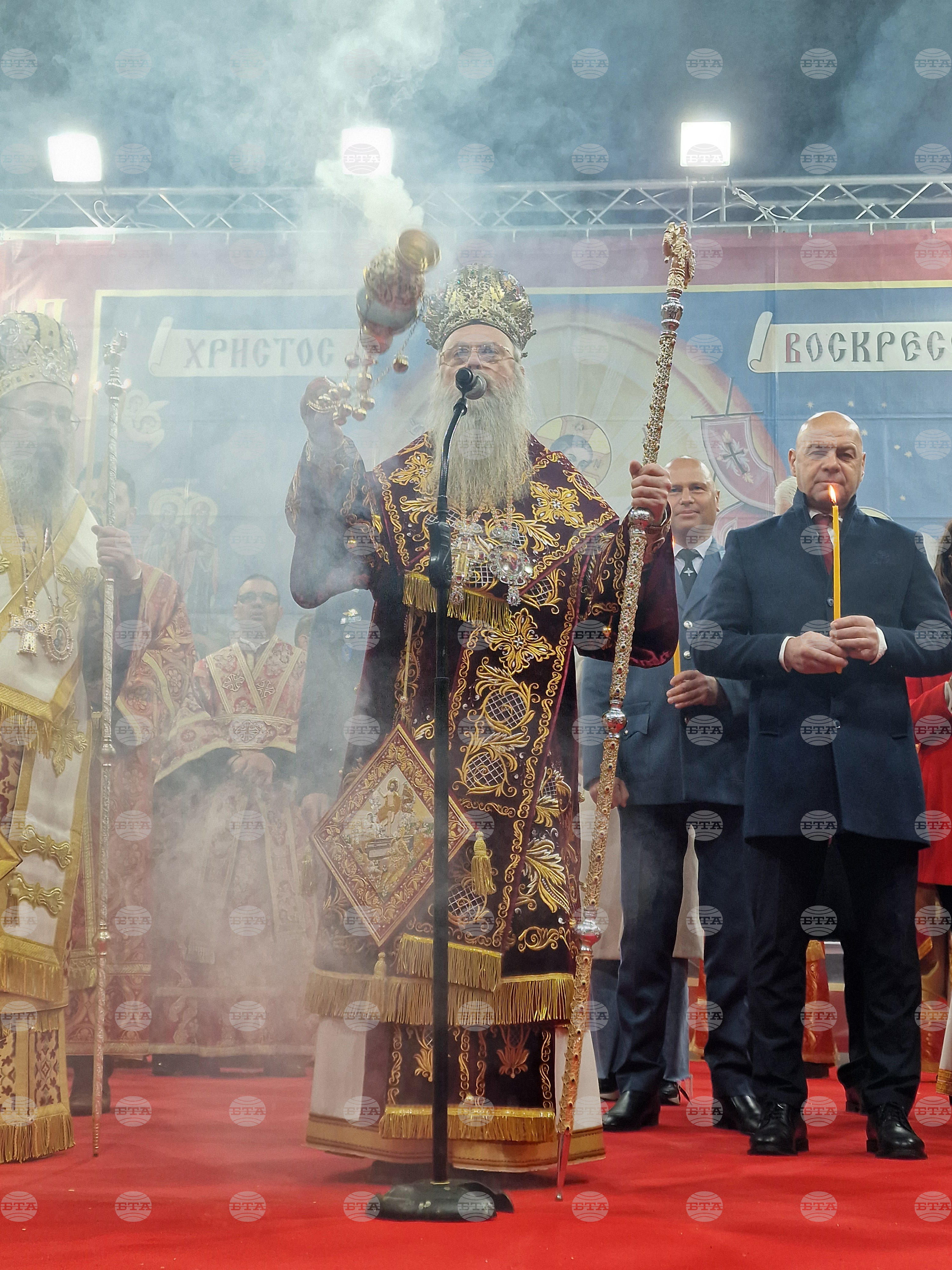 Пловдив - храм „Успение Богородично” - Възкресение Христово