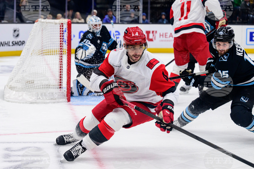 Hurricanes Mammoth Hockey