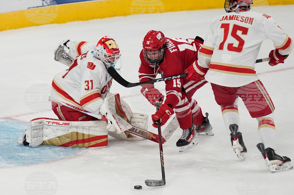 NCAA Denver Wisconsin Hockey