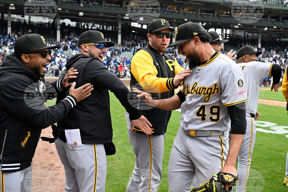 Pirates Cubs Baseball