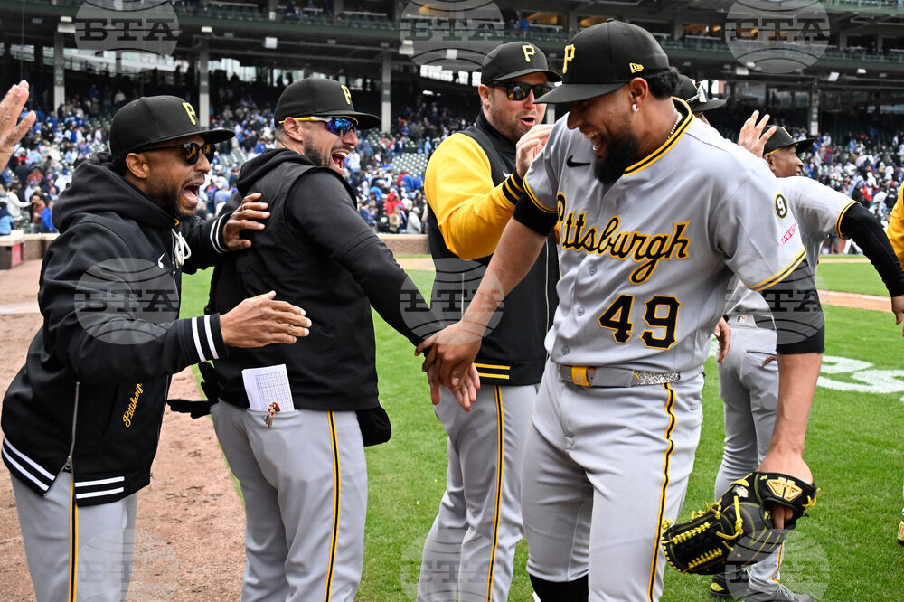 Pirates Cubs Baseball