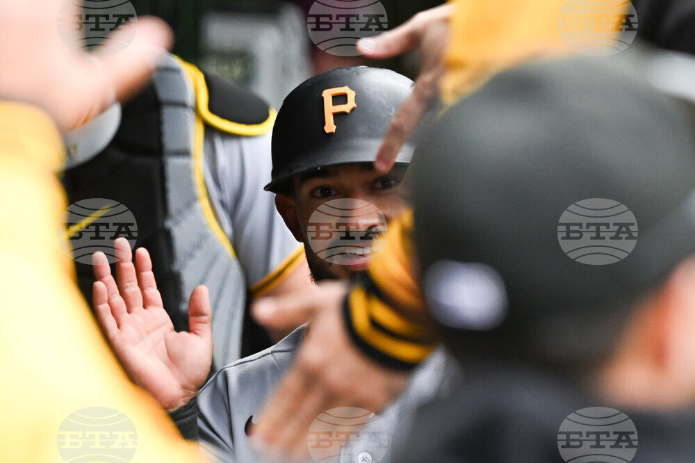 Pirates Cubs Baseball