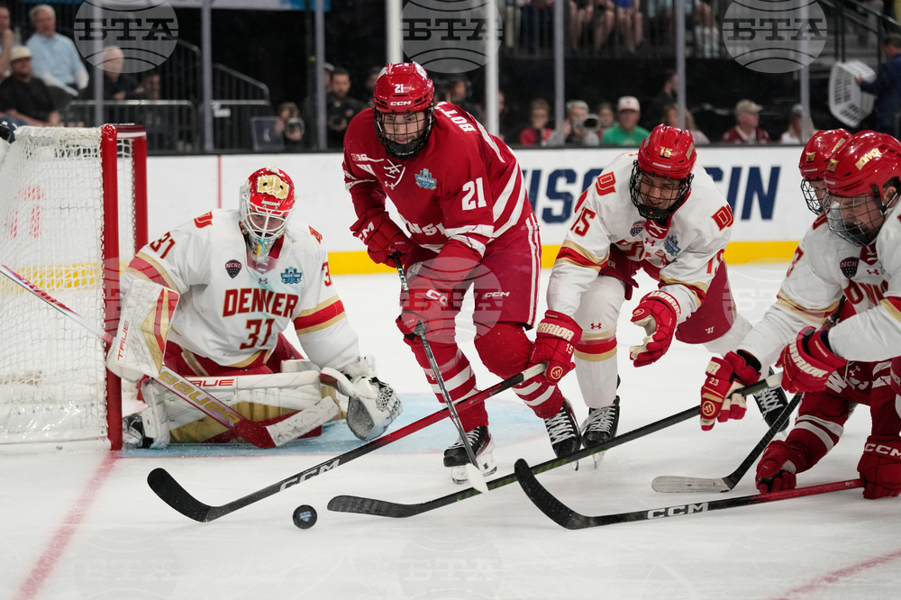 NCAA Denver Wisconsin Hockey