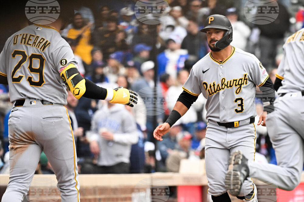 Pirates Cubs Baseball