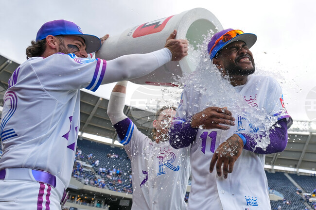 APTOPIX White Sox Royals Baseball