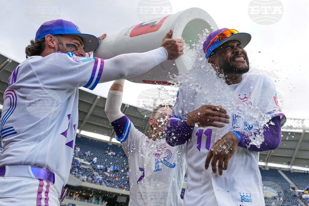 APTOPIX White Sox Royals Baseball