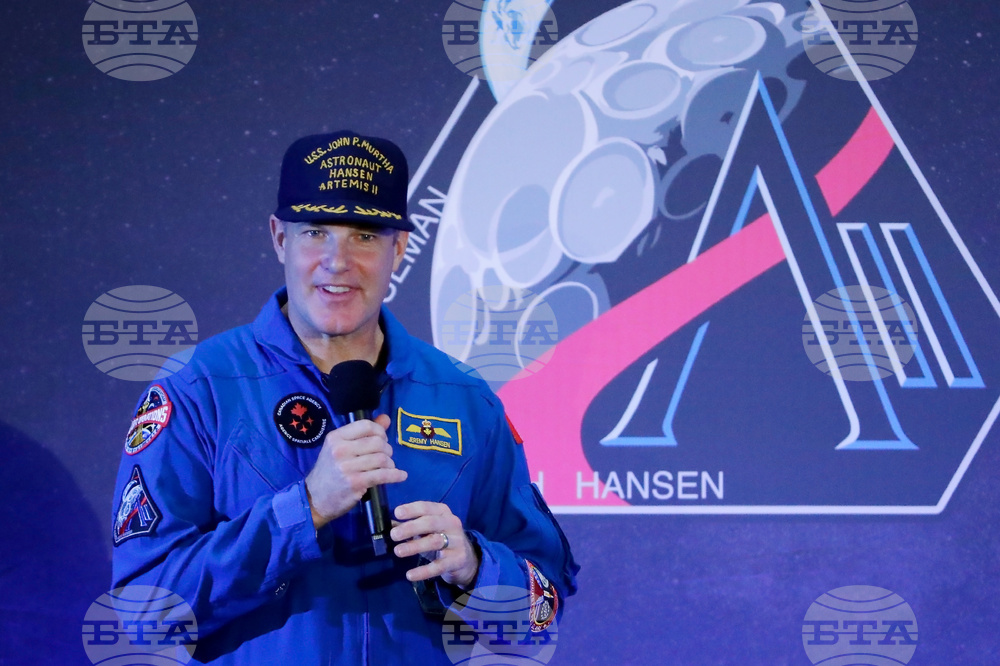 NASA Artemis Moonshot