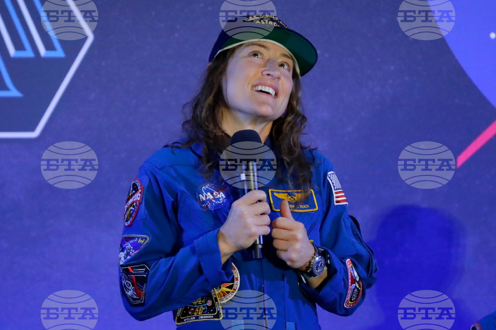 NASA Artemis Moonshot