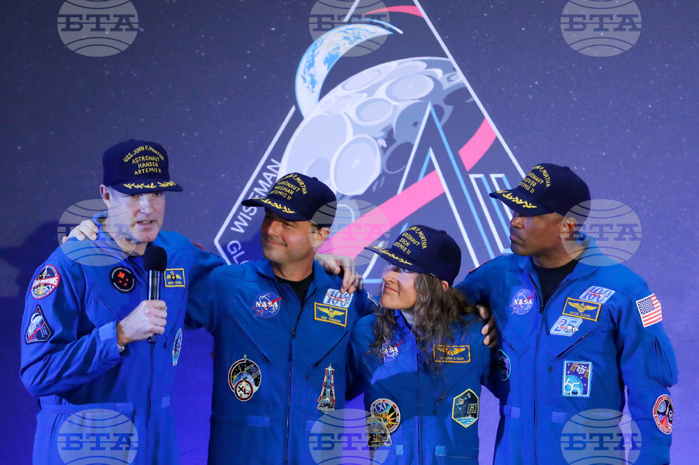 APTOPIX NASA Artemis Moonshot