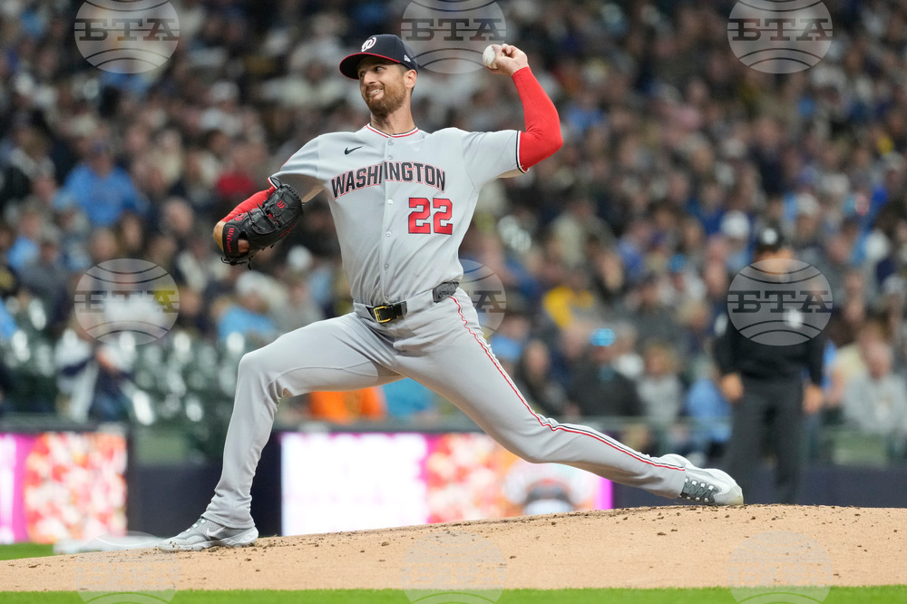Nationals Brewers Baseball