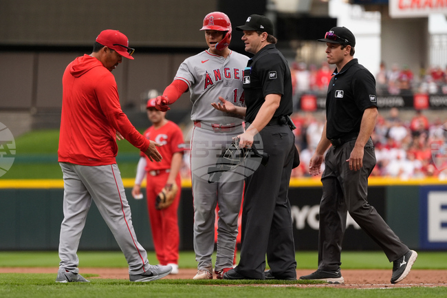 Angels Reds Baseball