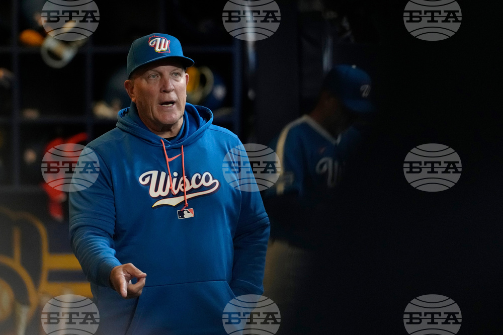 Nationals Brewers Baseball