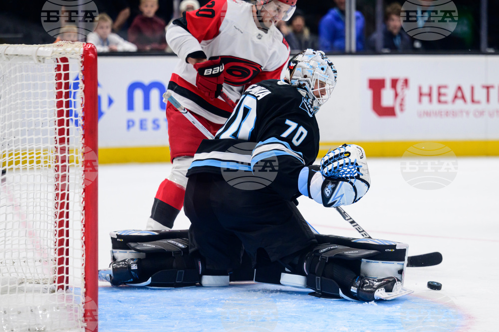 Hurricanes Mammoth Hockey