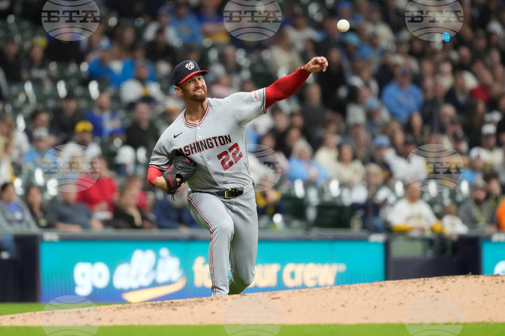 Nationals Brewers Baseball