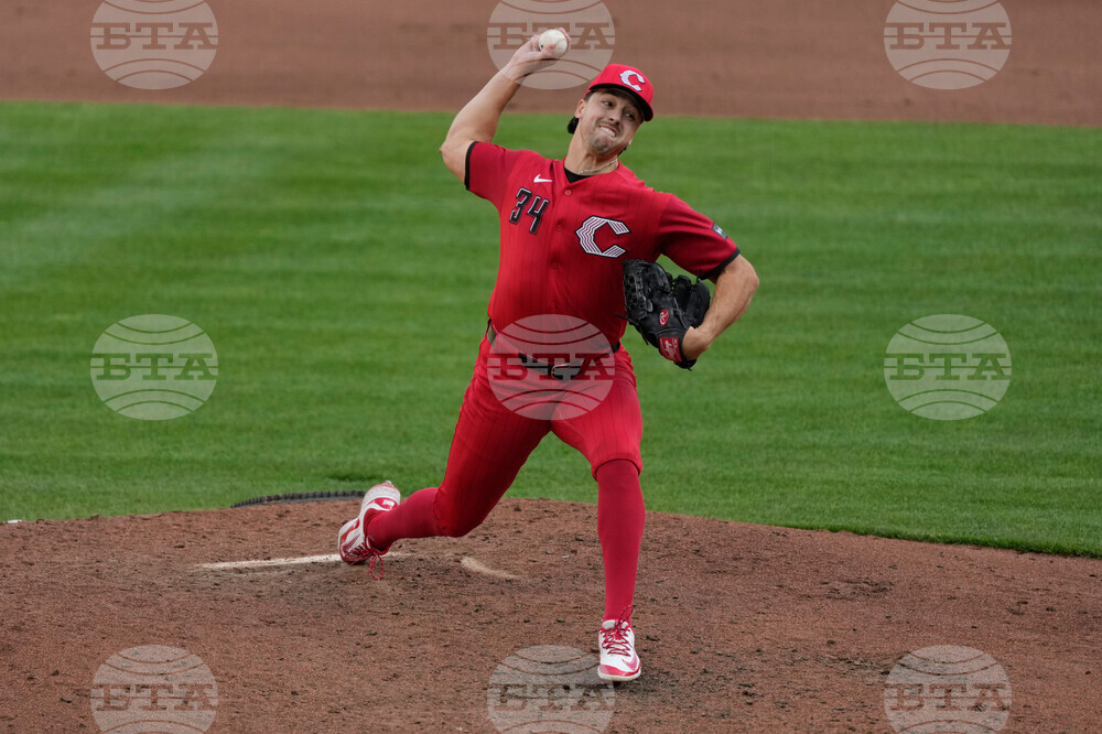 Angels Reds Baseball