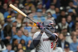 Nationals Brewers Baseball