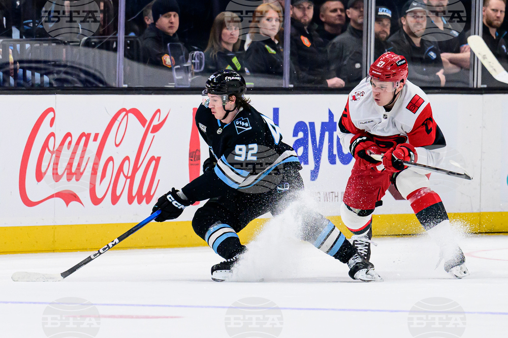 Hurricanes Mammoth Hockey