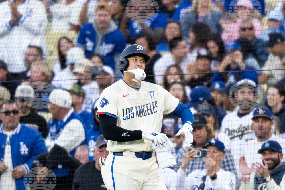 Rangers Dodgers Baseball