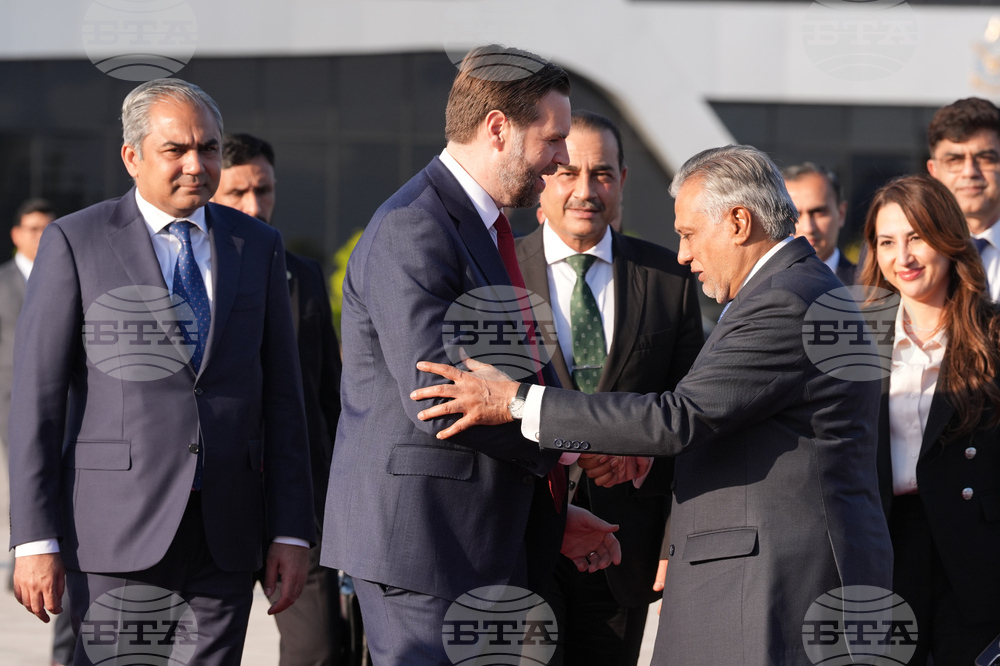 Pakistan US Iran Vance