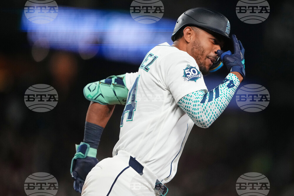 Astros Mariners Baseball