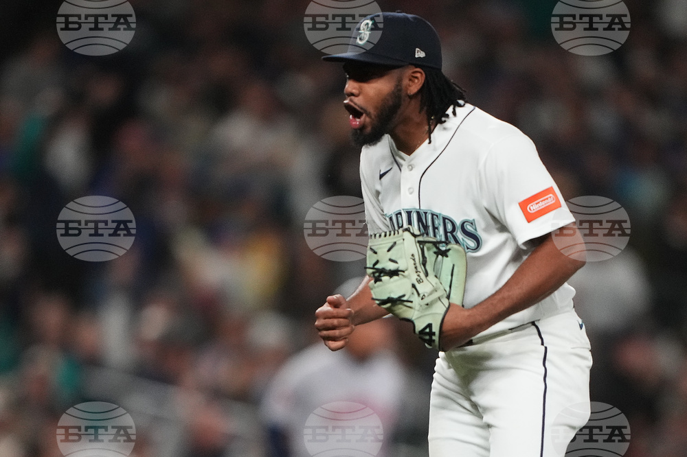 Astros Mariners Baseball