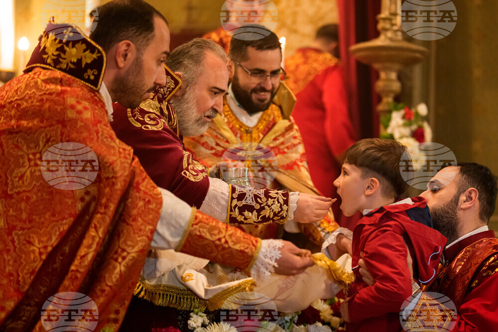 APTOPIX Romania Orthodox Easter