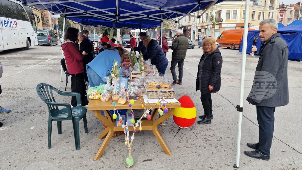 Шумен - кулинарен базар - Великден
