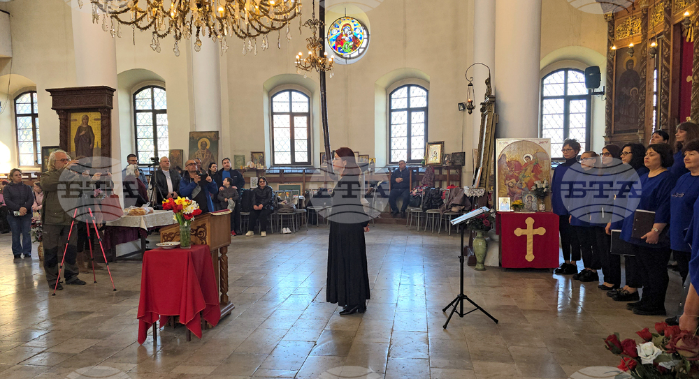 Свищов - Великденски празничен концерт - Първи български хор
