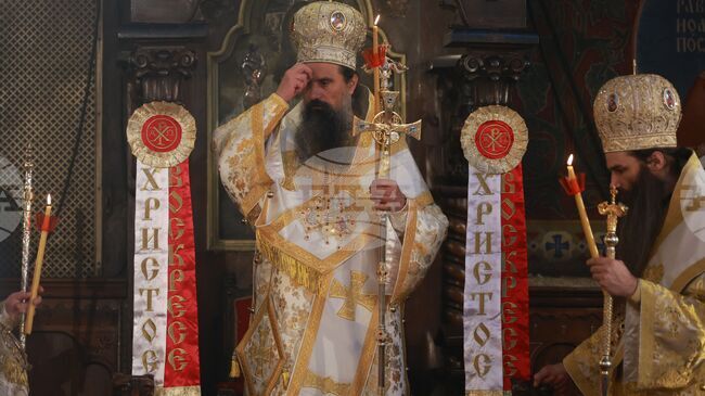 Радостта от Възкресението не престава и до днес, каза патриарх Даниил, който възглави богослужение за Второ Възкресение Христово