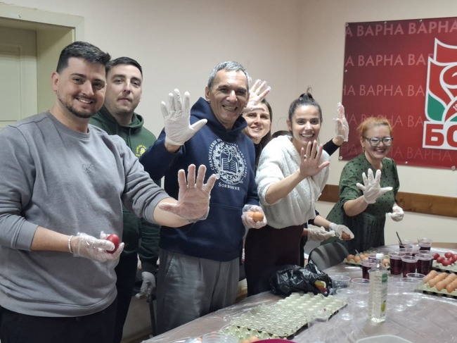 От „БСП – Обединена левица“ във Варна зарадваха над 200 семейства в региона за Великден