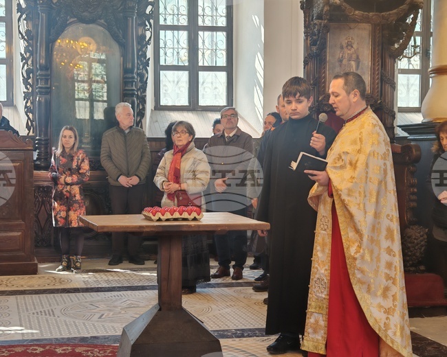 Възкресението е жива надежда и призив към преобразяване, каза архиерейският наместник на Габрово