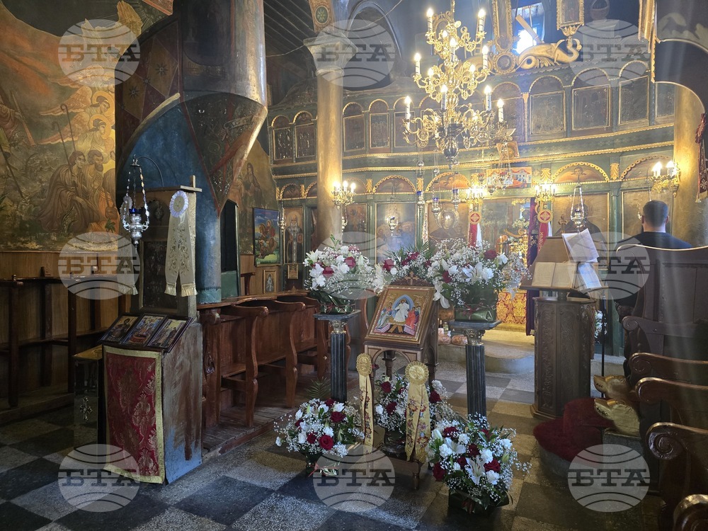 Село Рупите празнична литургия - храм "Успение Богородично"