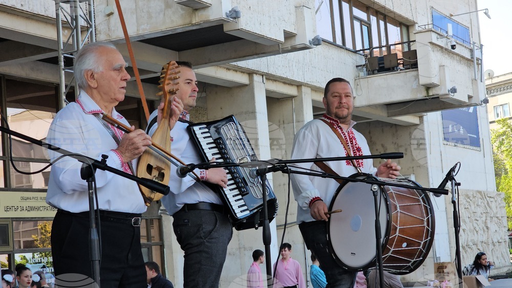 Русе - Великден - хоро