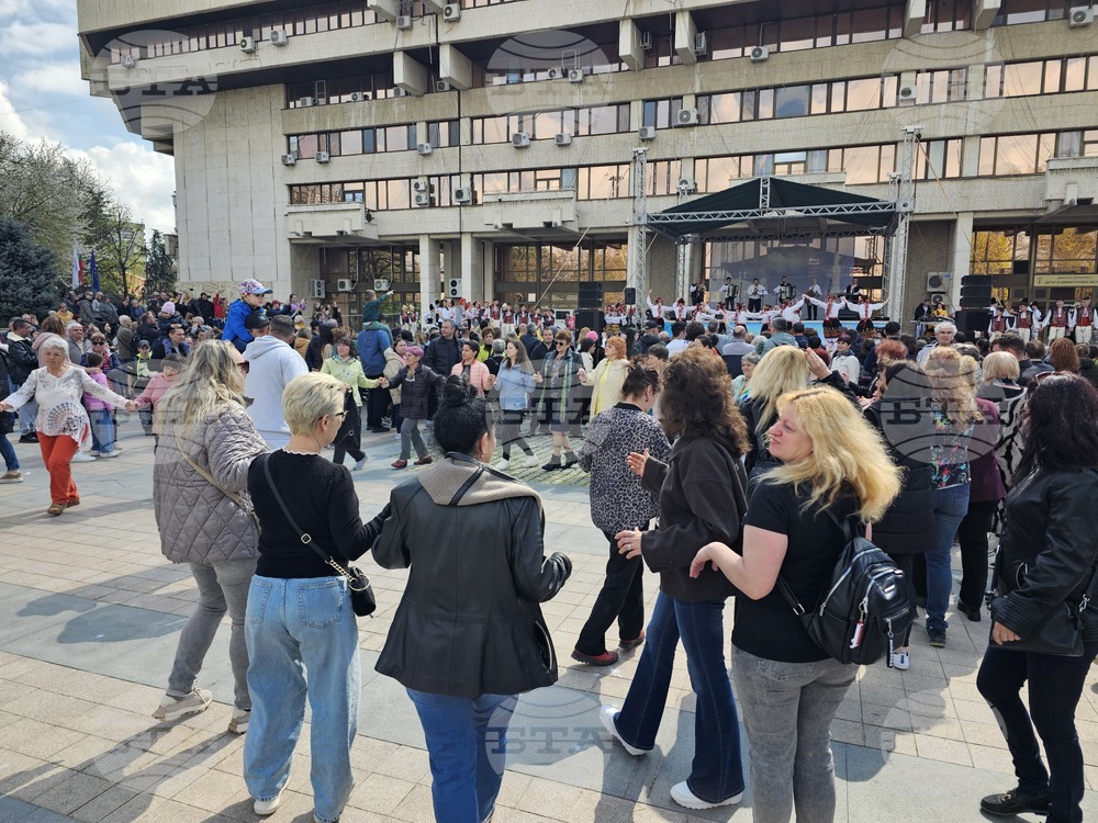 Русе - Великден - хоро