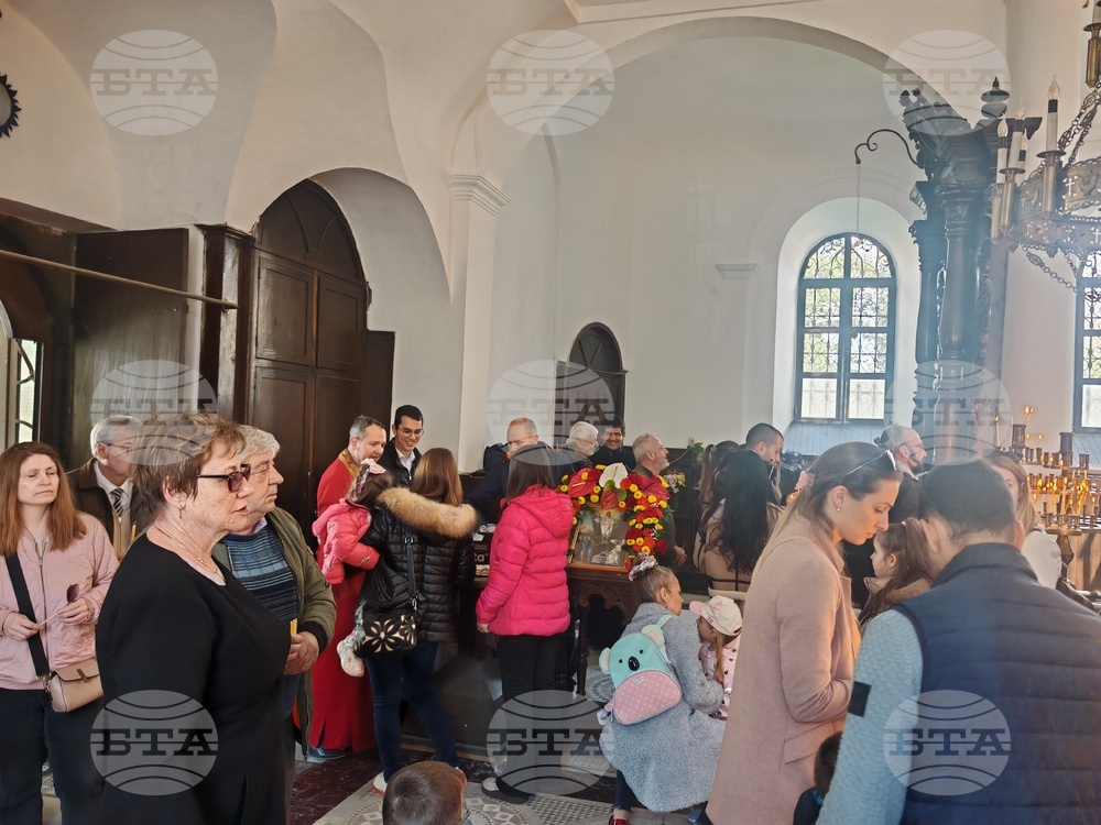 Габрово - Великден - служба