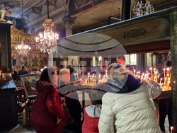 Разград - храм „Св. Николай Мирликийски Чудотворец“  - богослужение за Възкресение Христово