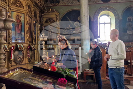 Разград - храм „Св. Николай Мирликийски Чудотворец“  - богослужение за Възкресение Христово