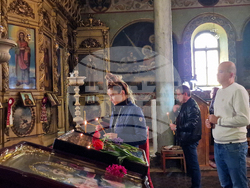 Разград - храм „Св. Николай Мирликийски Чудотворец“  - богослужение за Възкресение Христово