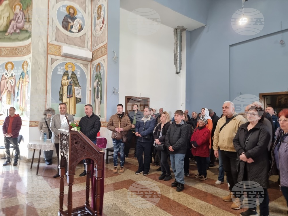 Велико Търново - Второ Възкресение - служба