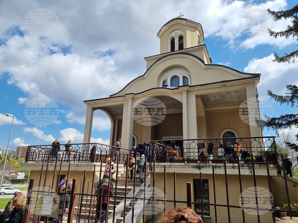 Велико Търново - Второ Възкресение - служба