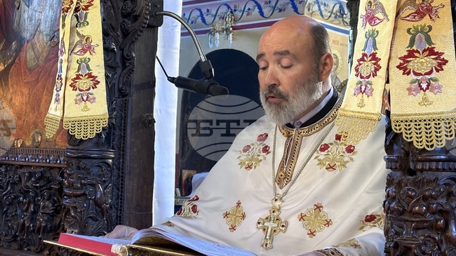 Най-важното благопожелание е хората да имат чиста и искрена вяра в Бога, каза архиерейският наместник на Самоковската духовна околия отец Михаил