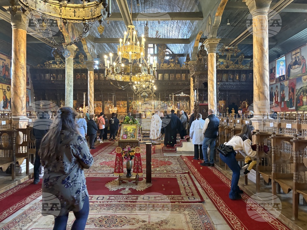 Самоков - храм „Успение Богородично“ - Второ Възкресение