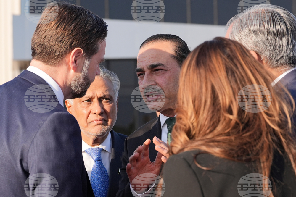 Pakistan US Iran Vance