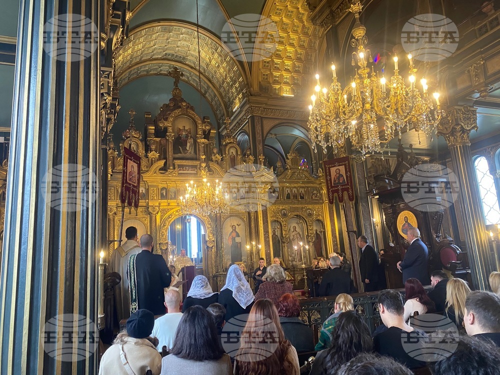 Истанбул - църква „Свети Стефан“ - Второ Възкресение Христово