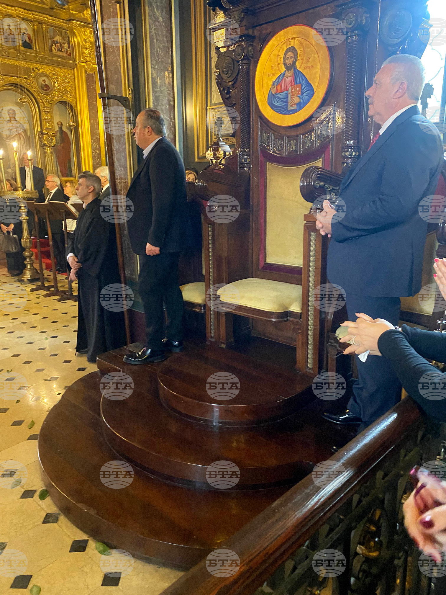 Истанбул - църква „Свети Стефан“ - Второ Възкресение Христово