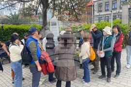 Истанбул - църква „Свети Стефан“ - Второ Възкресение Христово