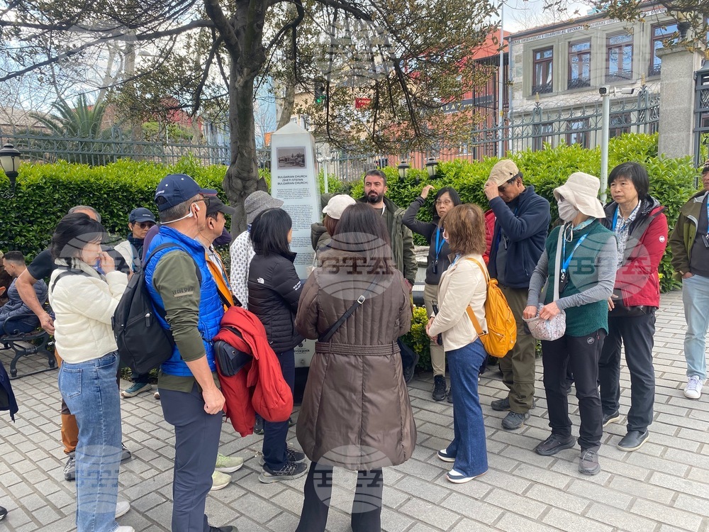 Истанбул - църква „Свети Стефан“ - Второ Възкресение Христово