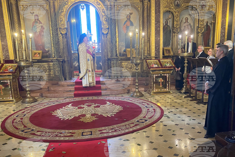 Истанбул - църква „Свети Стефан“ - Второ Възкресение Христово